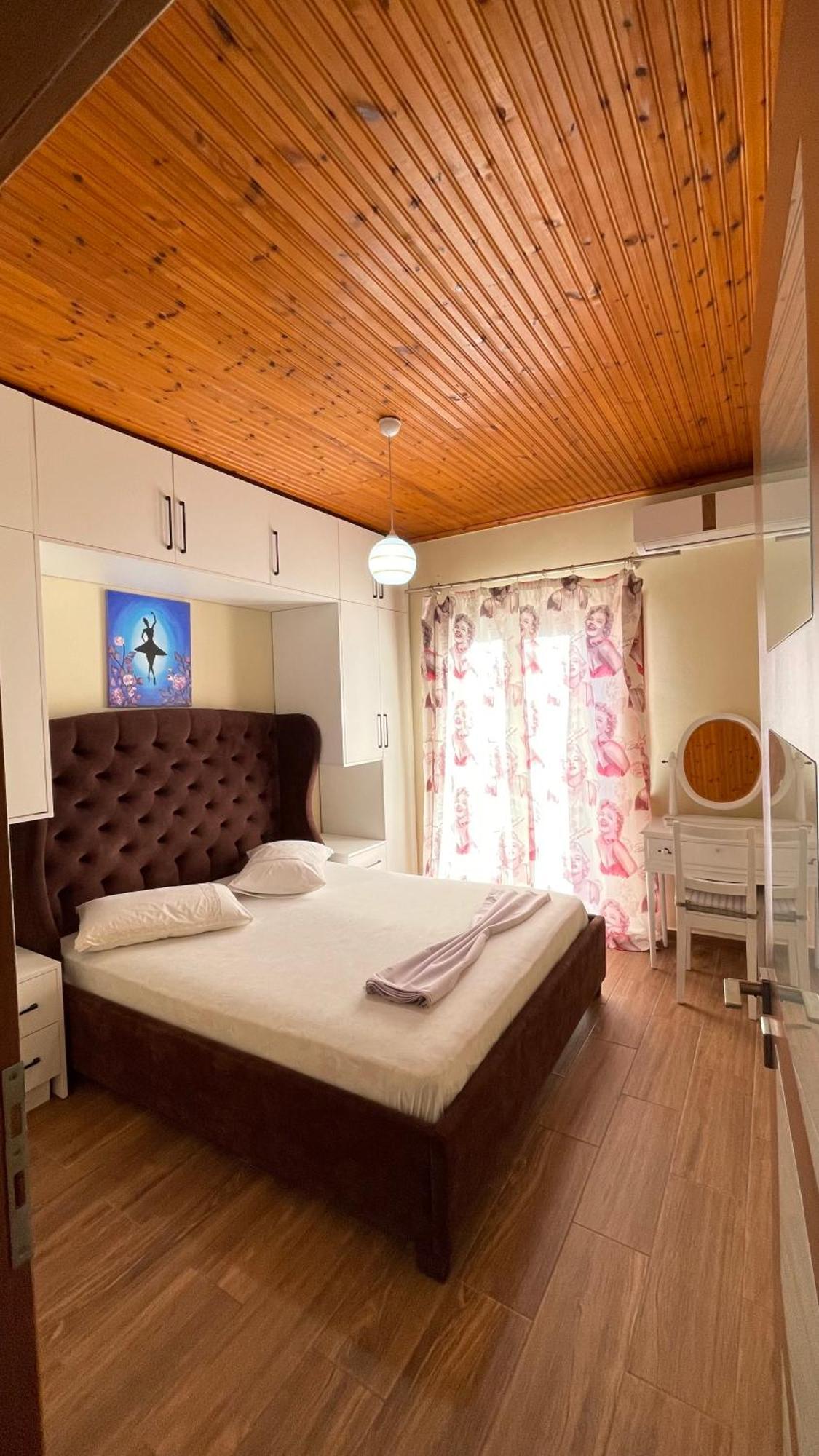 July Seaview Apartments Saranda Kültér fotó