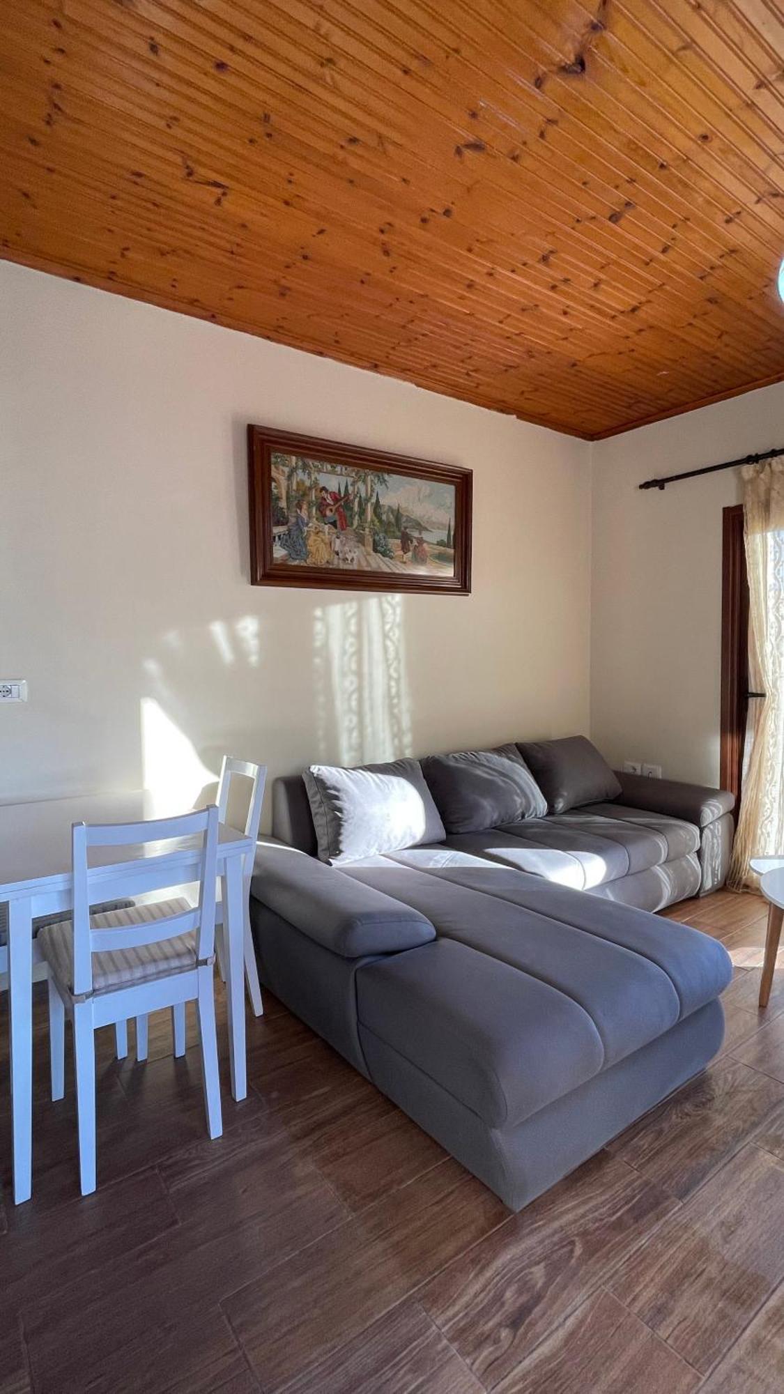 July Seaview Apartments Saranda Kültér fotó
