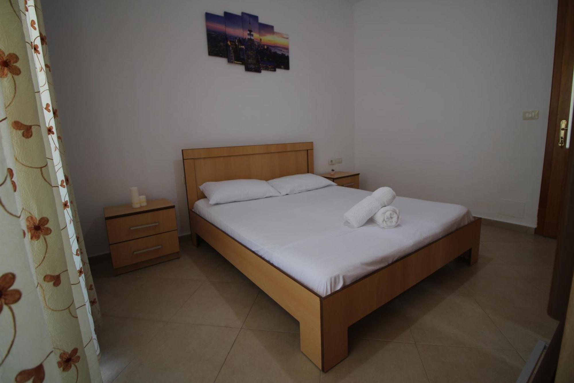 July Seaview Apartments Saranda Kültér fotó
