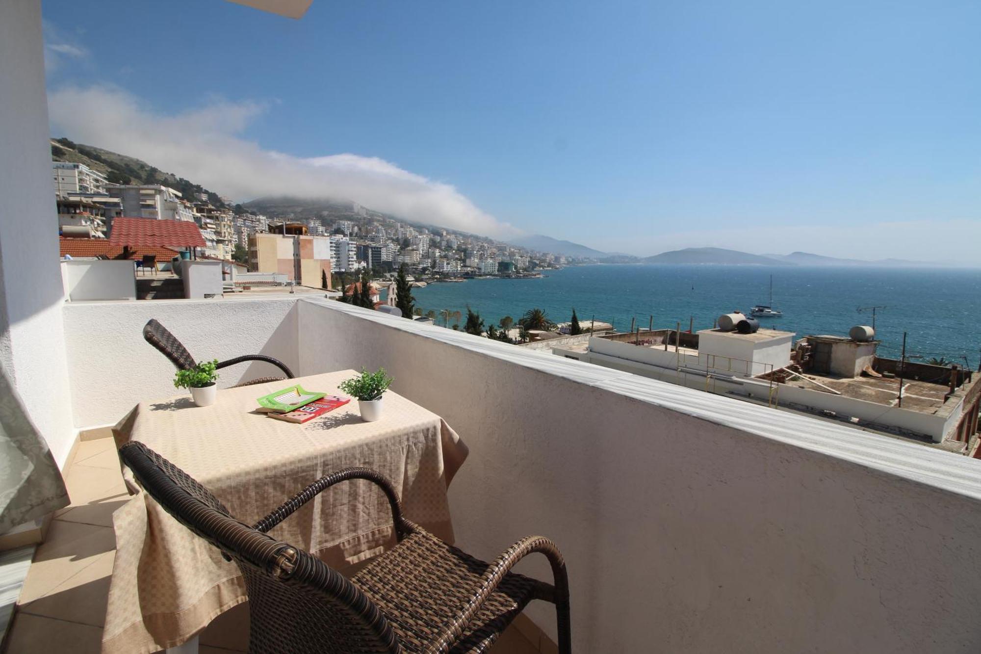 July Seaview Apartments Saranda Kültér fotó