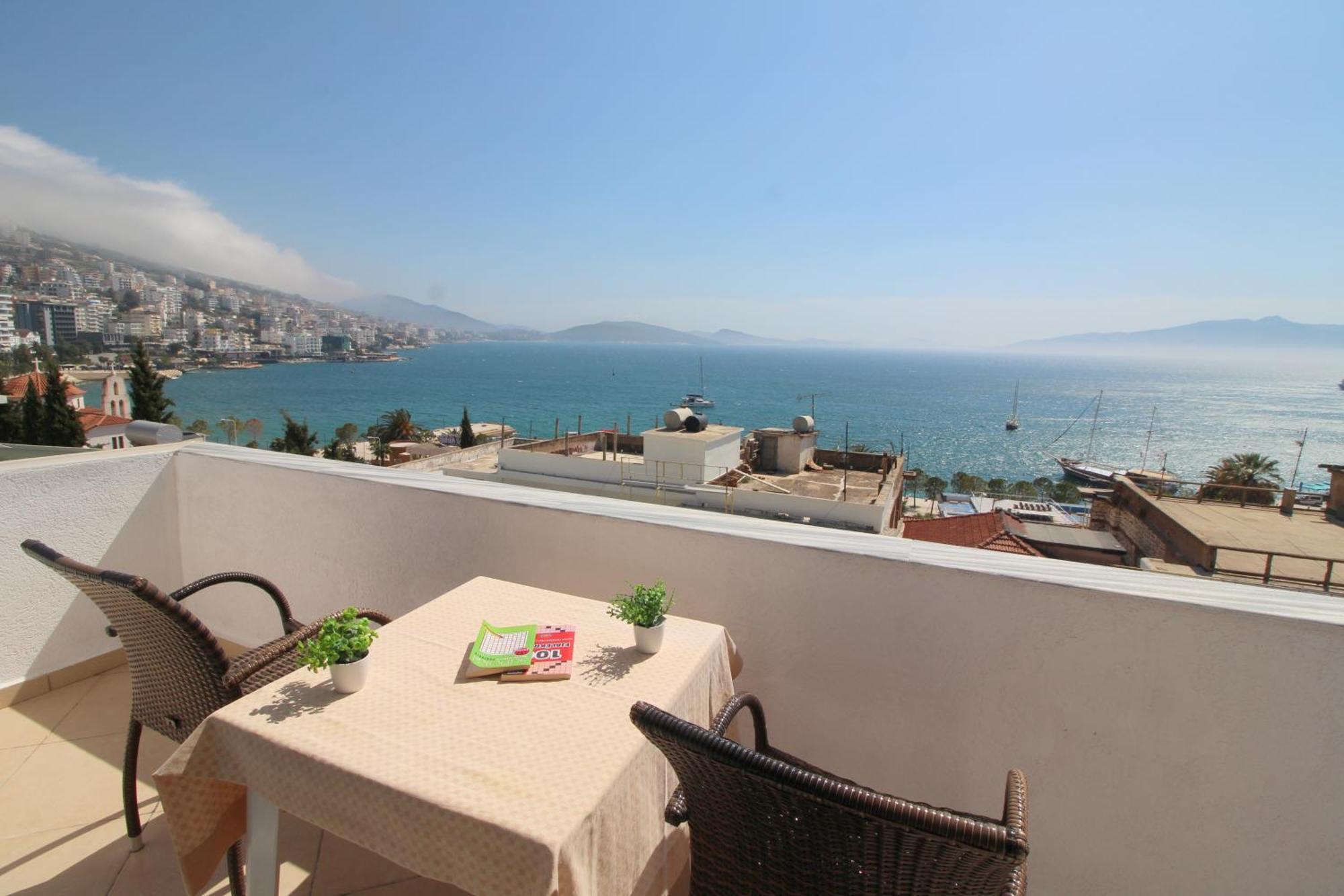 July Seaview Apartments Saranda Kültér fotó