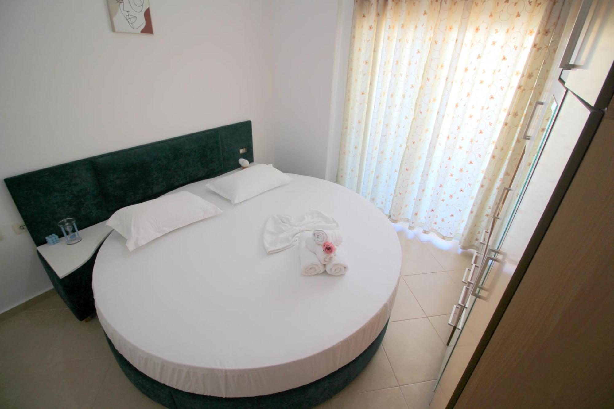 July Seaview Apartments Saranda Kültér fotó