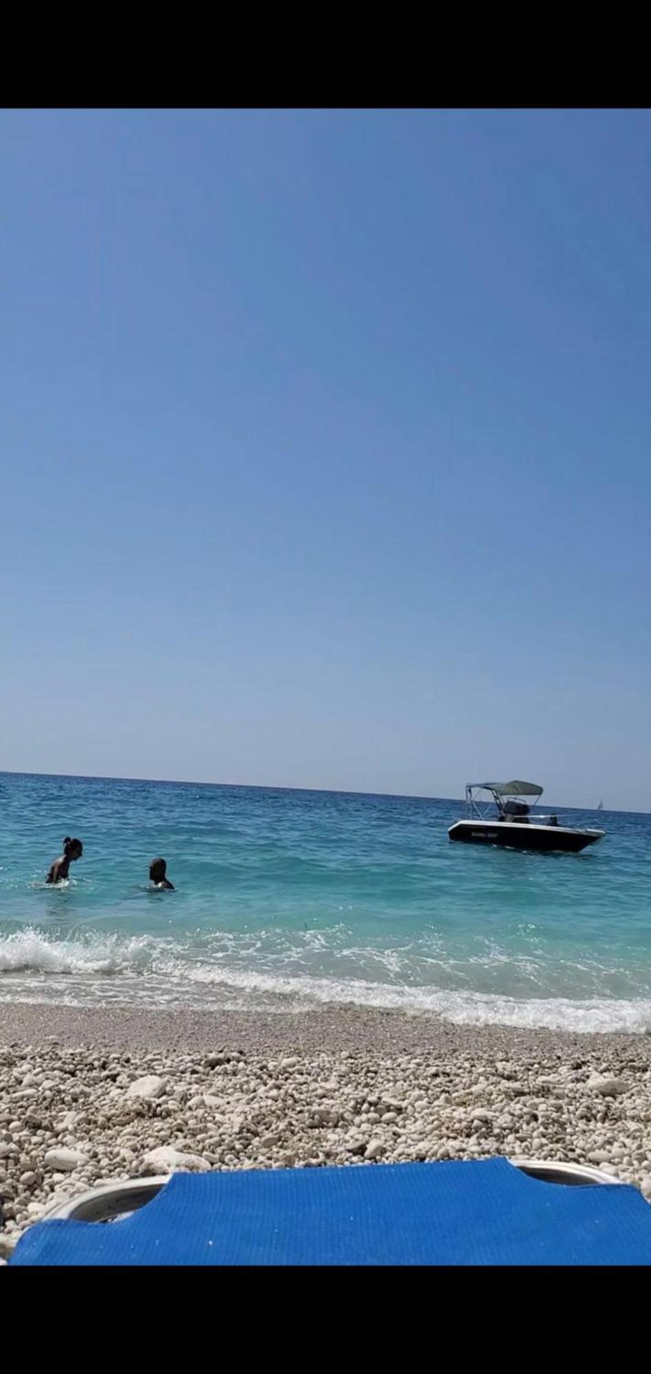 July Seaview Apartments Saranda Kültér fotó